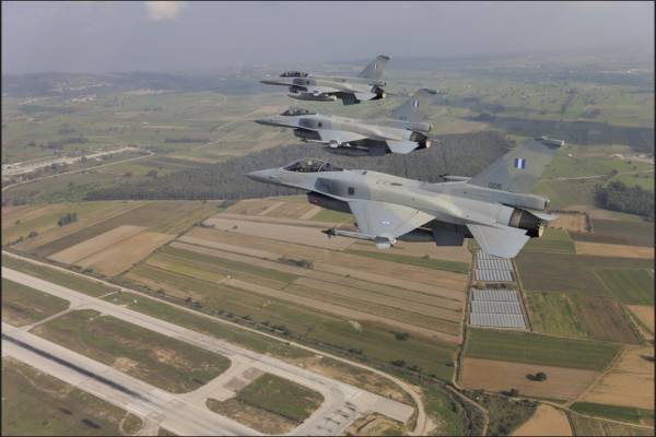 Η πολεμική αεροπορία τιμά τον Προστάτη της – την Τετάρτη οι διελεύσεις πολεμικών αεροσκαφών στην ΑΜΘ Η πολεμική αεροπορία τιμά τον Προστάτη της – την Τετάρτη οι διελεύσεις πολεμικών αεροσκαφών στην ΑΜΘ